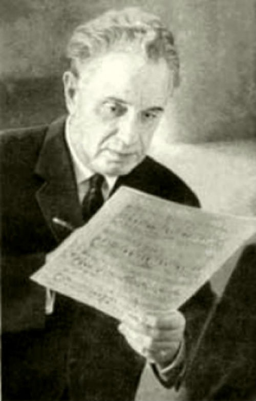 листов 500