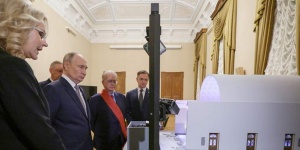 Голикова представила Путину концепцию филиала Эрмитажа в честь воинской славы