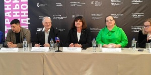 В Саратове стартовал второй межрегиональный фестиваль театров кукол для подростков и взрослых "Формат К".