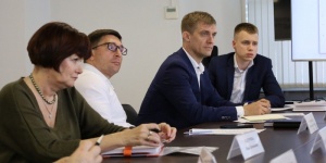Клуб продюсеров Саратовской области обсудил ключевые проекты и меры поддержки в сфере арт-индустрии