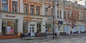 Кованые ворота и барельефы - как владелец отреставрирует одно из самых красивых зданий на проспекте Столыпина в Саратове